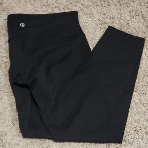 Lululemon Black Leggings (Poss Size 6, No Inside Tag)
